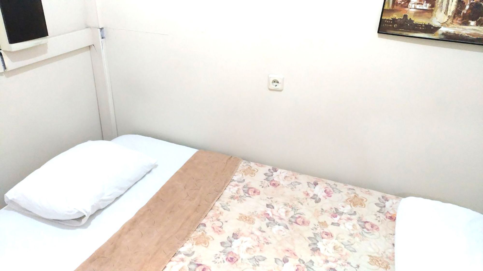 Kevin'S Hostel Стамбул Экстерьер фото
